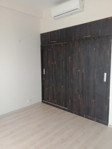 2 BHK Apartment For Rent in Ireo Skyon, Sector 60