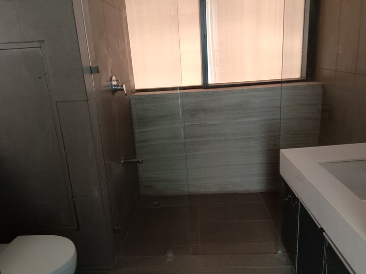 Bathroom, ireo-skyon 3 Bedroom 2045 Sq.Ft. Apartment In Sector 60 Gurgaon 5875416