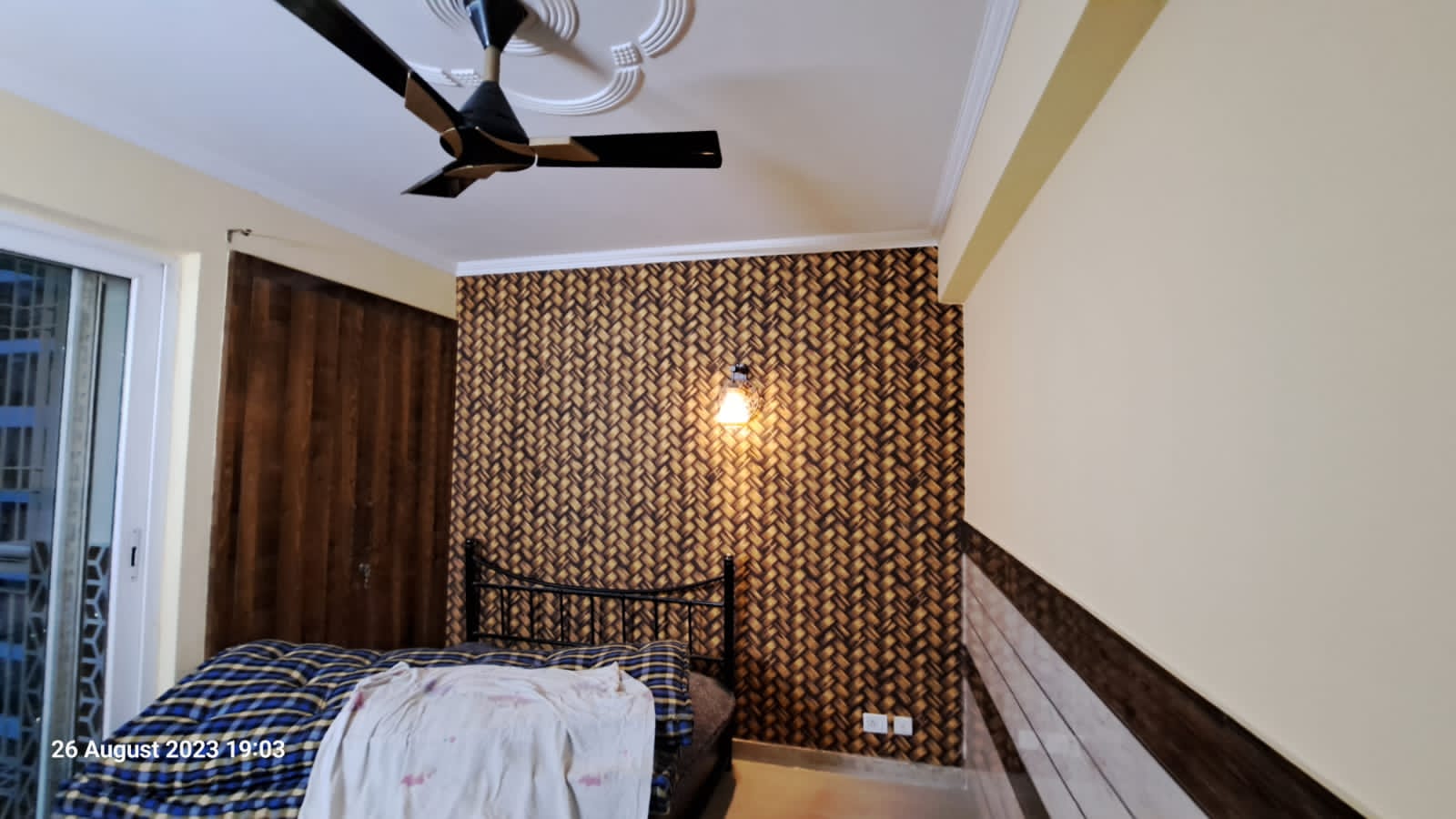 Rental 2 Bedroom 913 Sq.Ft. Apartment in Prateek Laurel, Sector 120