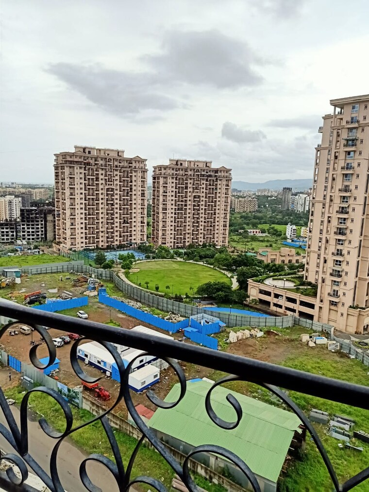 Exterior View, raheja-vistas-phase-1 2 Bedroom 850 Sq.Ft. Apartment In Mohammadwadi Pune 5878260