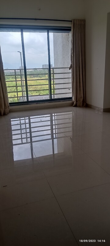 Room in 1 BHK Apartment at Sai Kaveesha, Taloja – for Sale