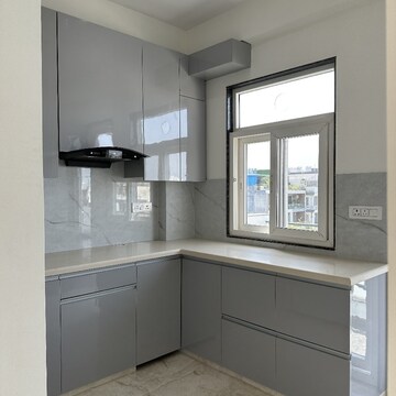 Kitchen in 3 BHK Builder Floor at Sector 57 – for Rent