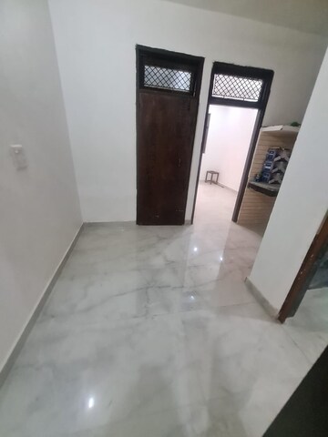 2 BHK Builder Floor For Rent in Dwarka Mor
