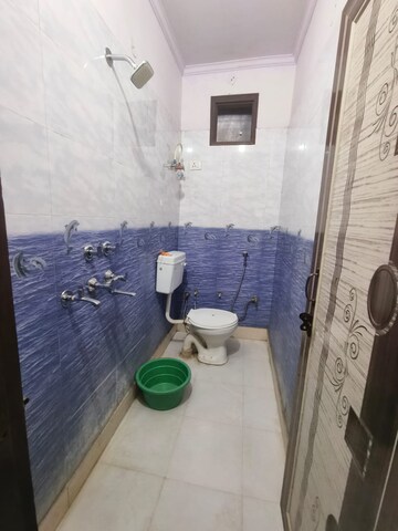 Attached Bathroom in 1 BHK Builder Floor at Sewak Park – for Rent