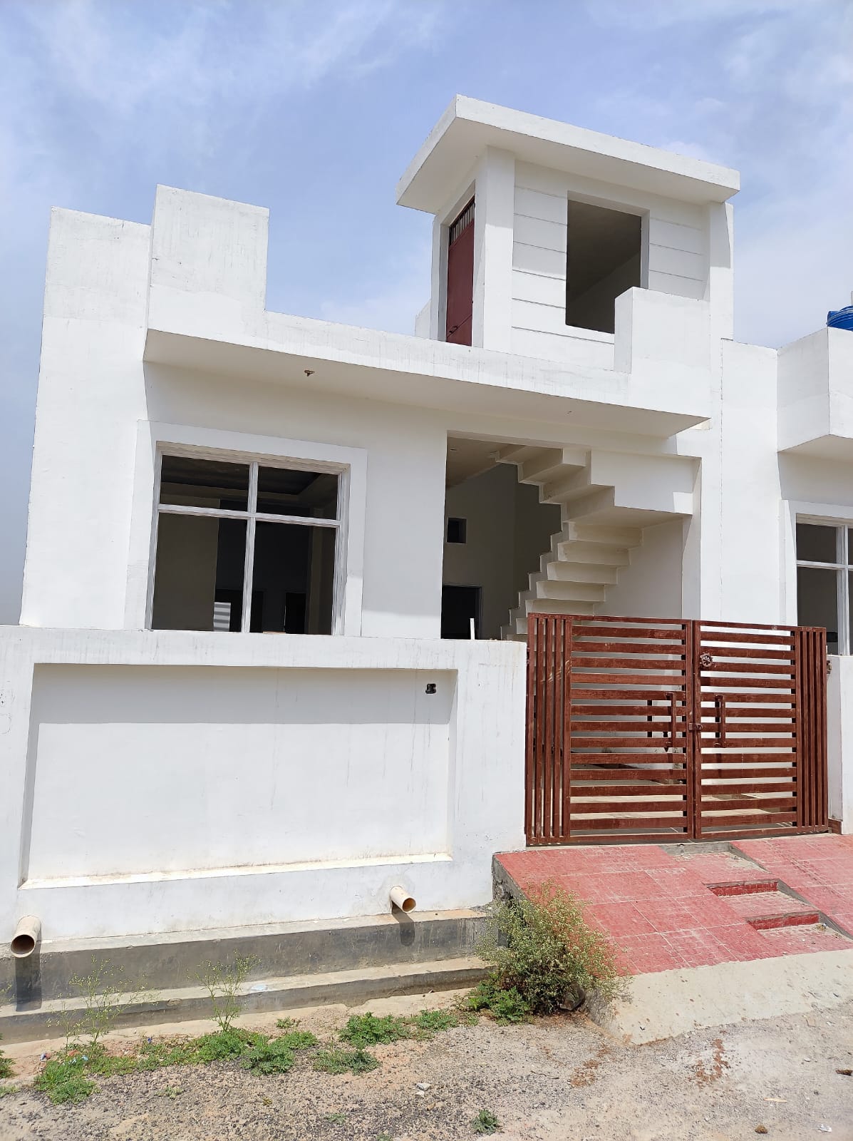Resale 2 Bedroom 903 Sq.Ft. Independent House in Sitapur Road Lucknow