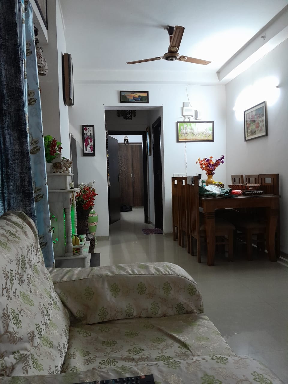 Rental 3.5 Bedroom 1230 Sq.Ft. Builder Floor in Shakti Khand Iii