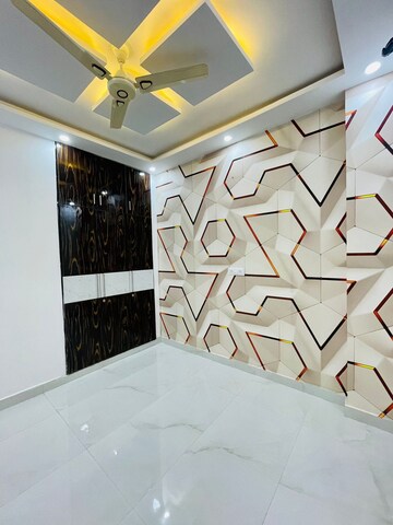Furnished Amenities in 2 BHK Builder Floor at Dwarka Mor – for Sale