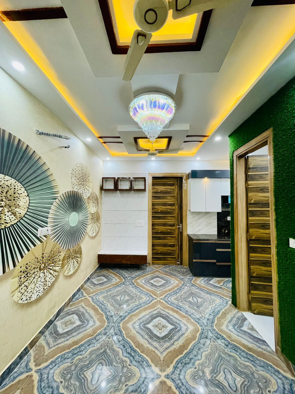 Resale 2 Bedroom 585 Sq.Ft. Builder Floor in Dwarka Mor Delhi - 5884797