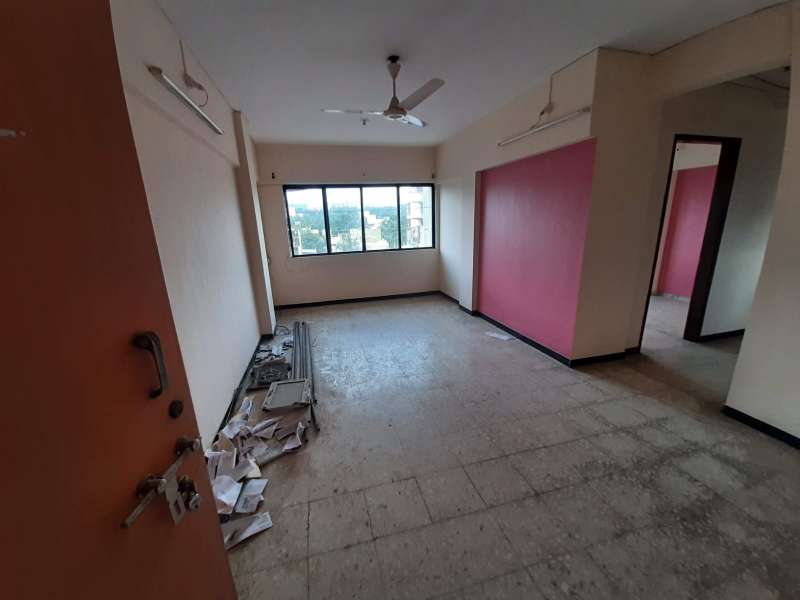 2 BHK Apartment For Resale in Dharam Palace Borivali East Mumbai 5886675