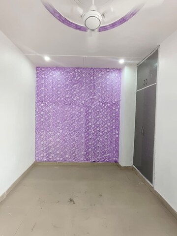 Room in 1 BHK Builder Floor at Dwarka Mor – for Sale