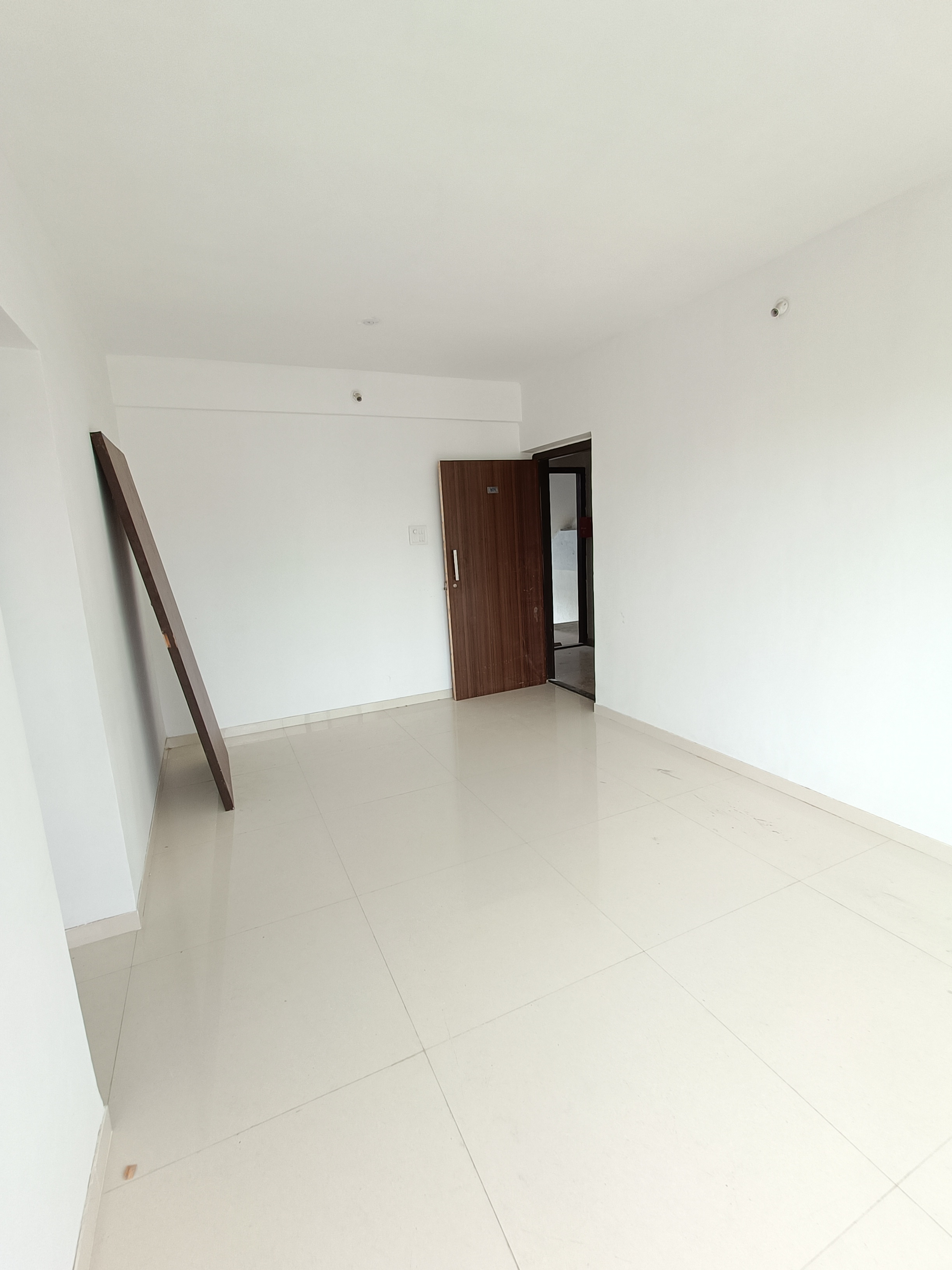 Rental 1 Bedroom 436 Sq.Ft. Apartment in Lotus Residency Goregaon West