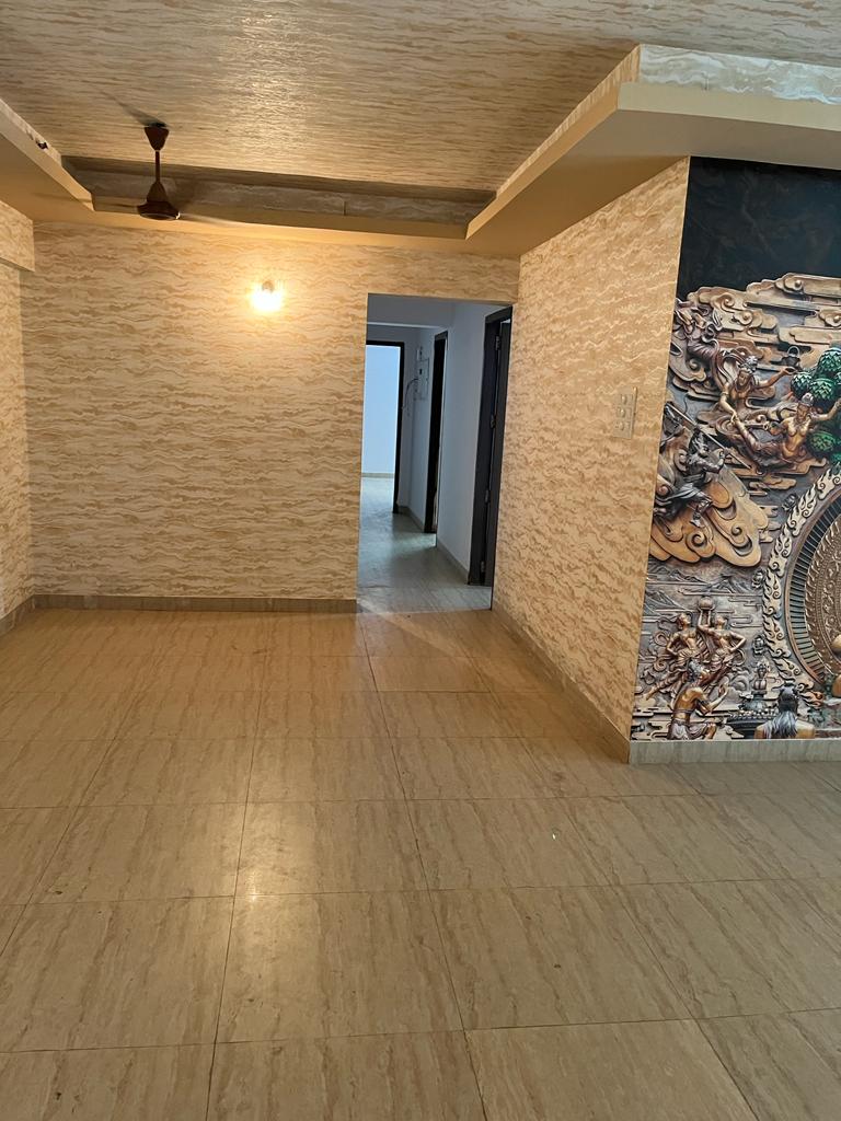 Resale 2 Bedroom 850 Sq.Ft. Apartment in Silver Palms Santacruz West