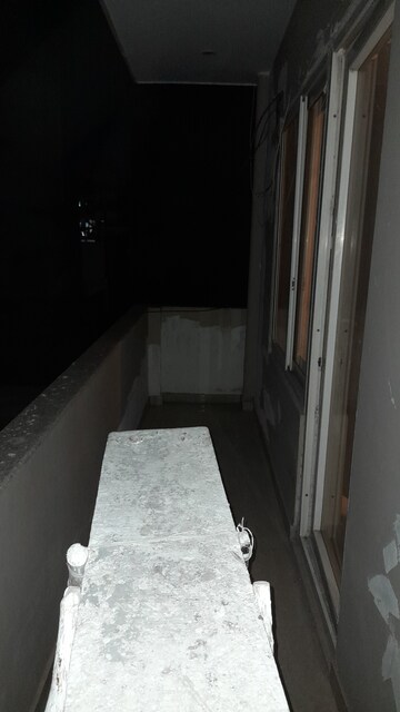 Balcony in 2.5 BHK Builder Floor at Sector 52 – for Rent