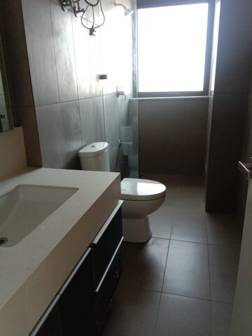 Bathroom in 3 BHK Apartment at Ireo Skyon, Sector 60 – for Rent