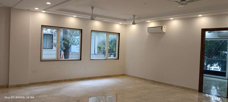 3 Bedroom 240 Sq.Yd. Builder Floor in Sector 48 Gurgaon