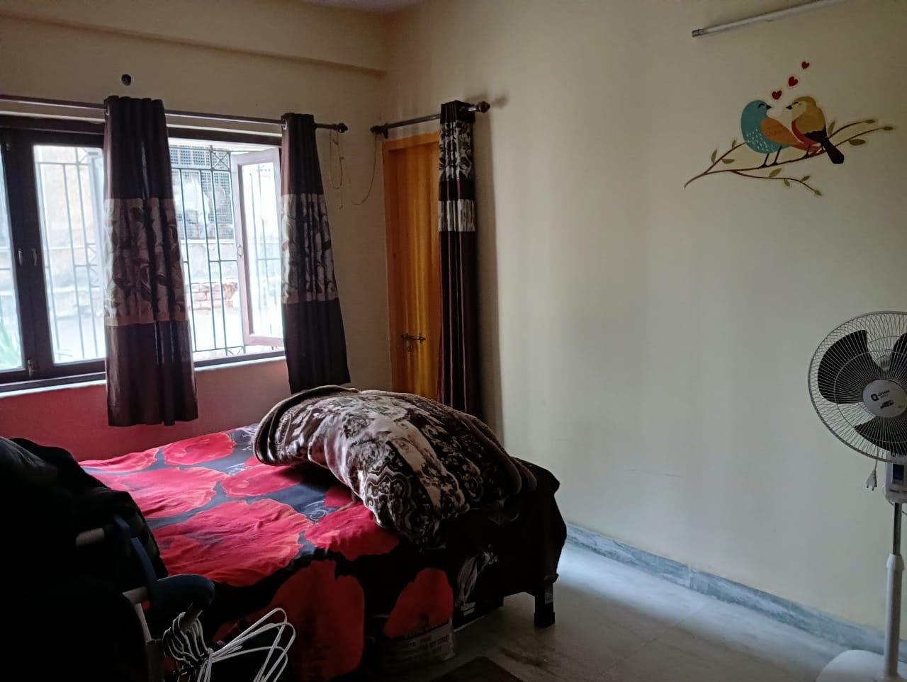 Rental 2 Bedroom 1200 Sq.Ft. Apartment in Hazra Road Kolkata 5894508