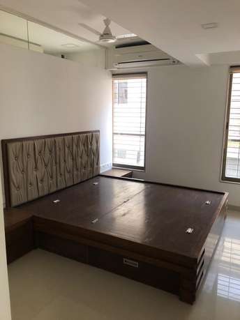1 BHK Apartment For Rent in Altamount Road Mumbai 5898898