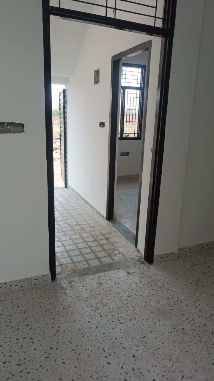 Resale 2 Bedroom 500 Sq.Ft. Independent House in Iim Road Lucknow 5901842