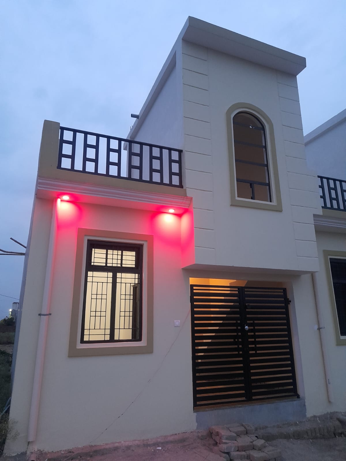 Resale 2 Bedroom 500 Sq.Ft. Independent House in Iim Road Lucknow 5901842