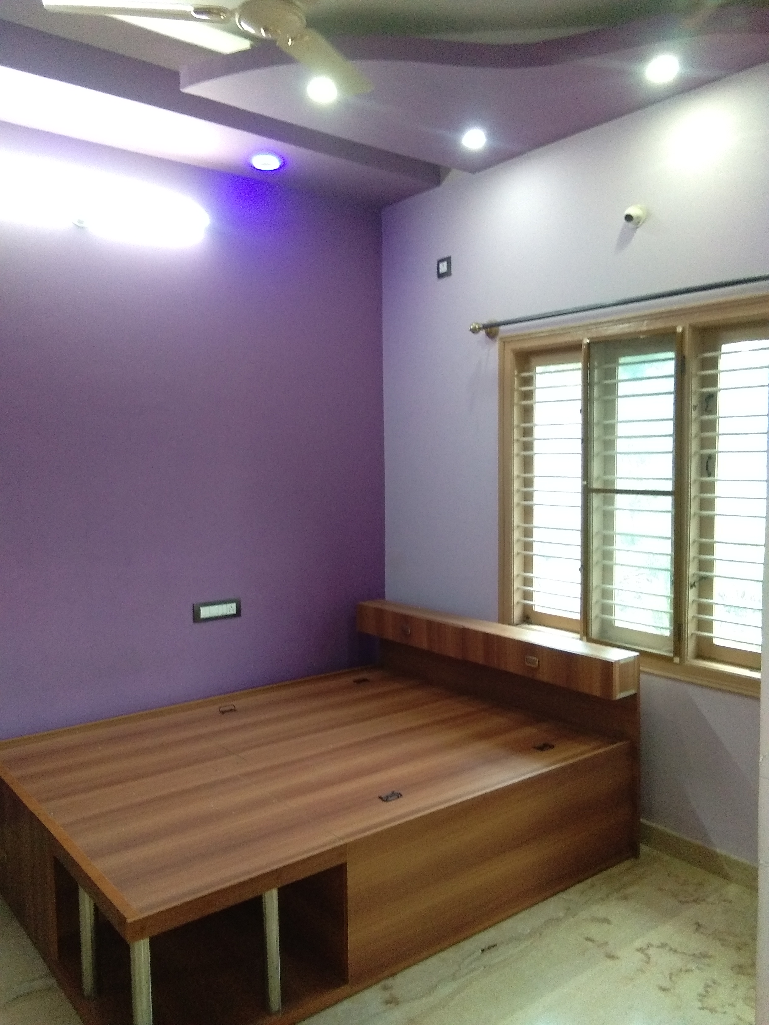 Rental 1 Bedroom 600 Sq.Ft. Independent House in Ramamurthy Nagar