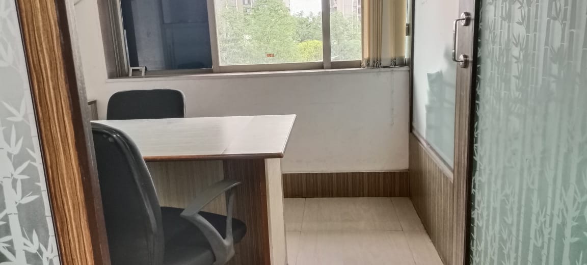 Office Space For Rent in Knox Plaza