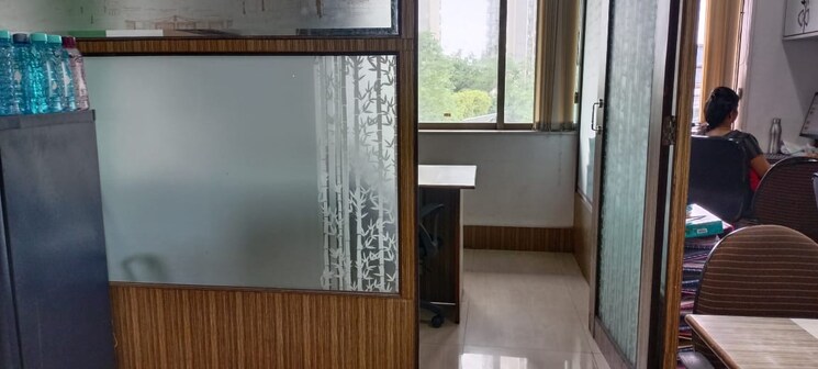 Team Area, knox-plaza Commercial Office Space 550 Sq.Ft. In Malad West Mumbai 5905202