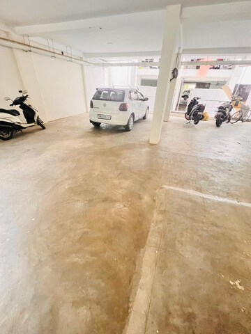 Parking in 2 BHK Builder Floor at Ansal Sushant Lok I, Sector 43 – for Rent