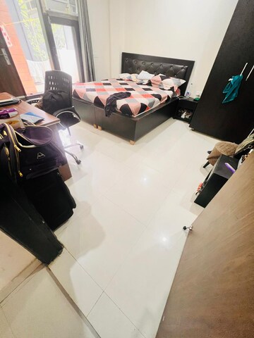 Master Bedroom in 2 BHK Builder Floor at Ansal Sushant Lok I, Sector 43 – for Rent