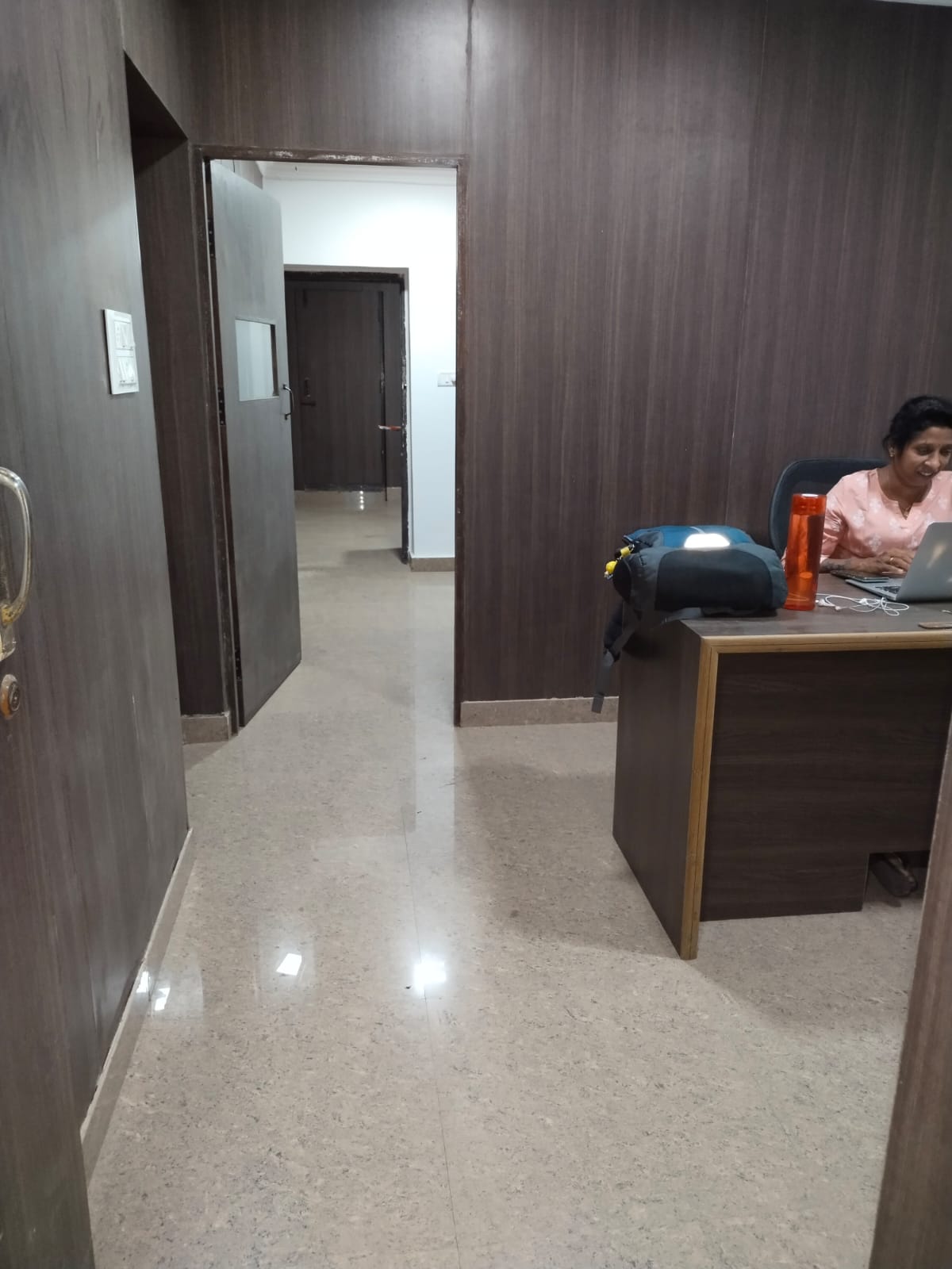 Rental Commercial Coworking Space 900 Sq.Ft. in Indiranagar Bangalore