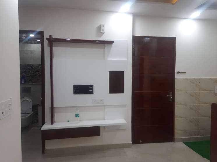 3 Bedroom 600 Sq.Ft. Builder Floor in Rohini Sector 7 Delhi