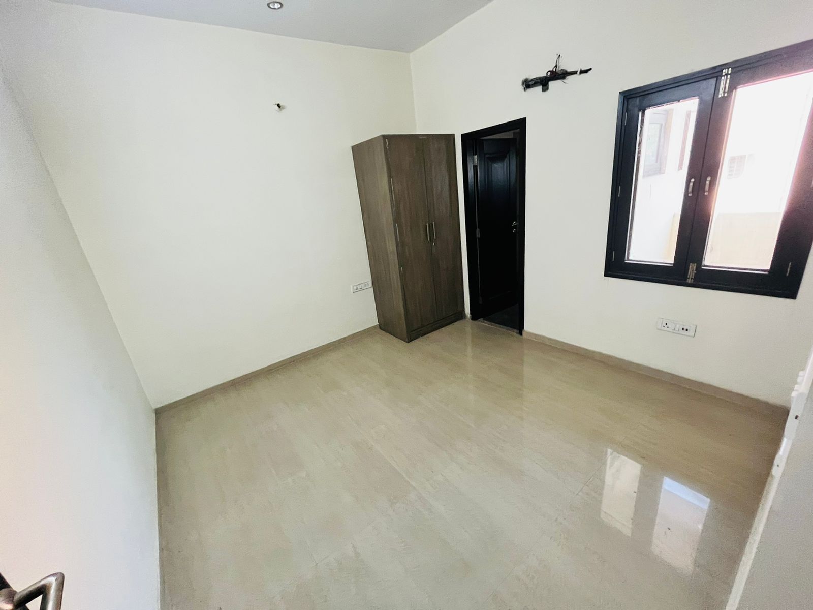3 BHK Apartment For Rent in Cedar Luxuria