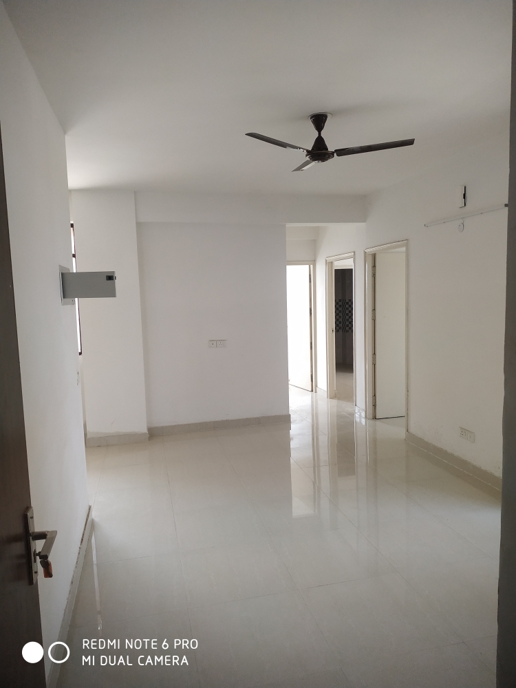 Rental 2.5 Bedroom 635 Sq.Ft. Apartment in Signature Global Synera ...