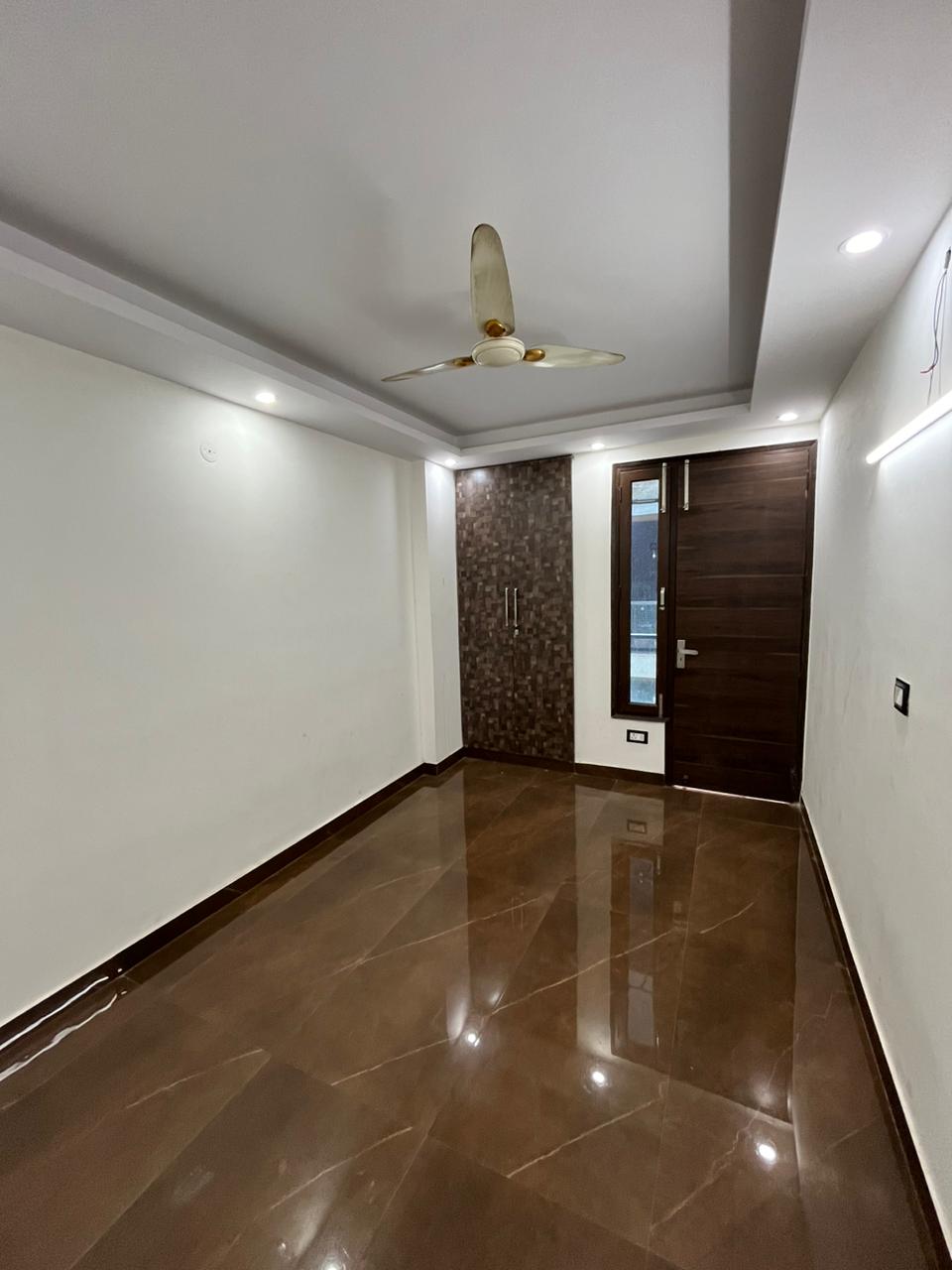 Rental 3 Bedroom 1600 Sq.Ft. Builder Floor in Freedom Fighters Enclave