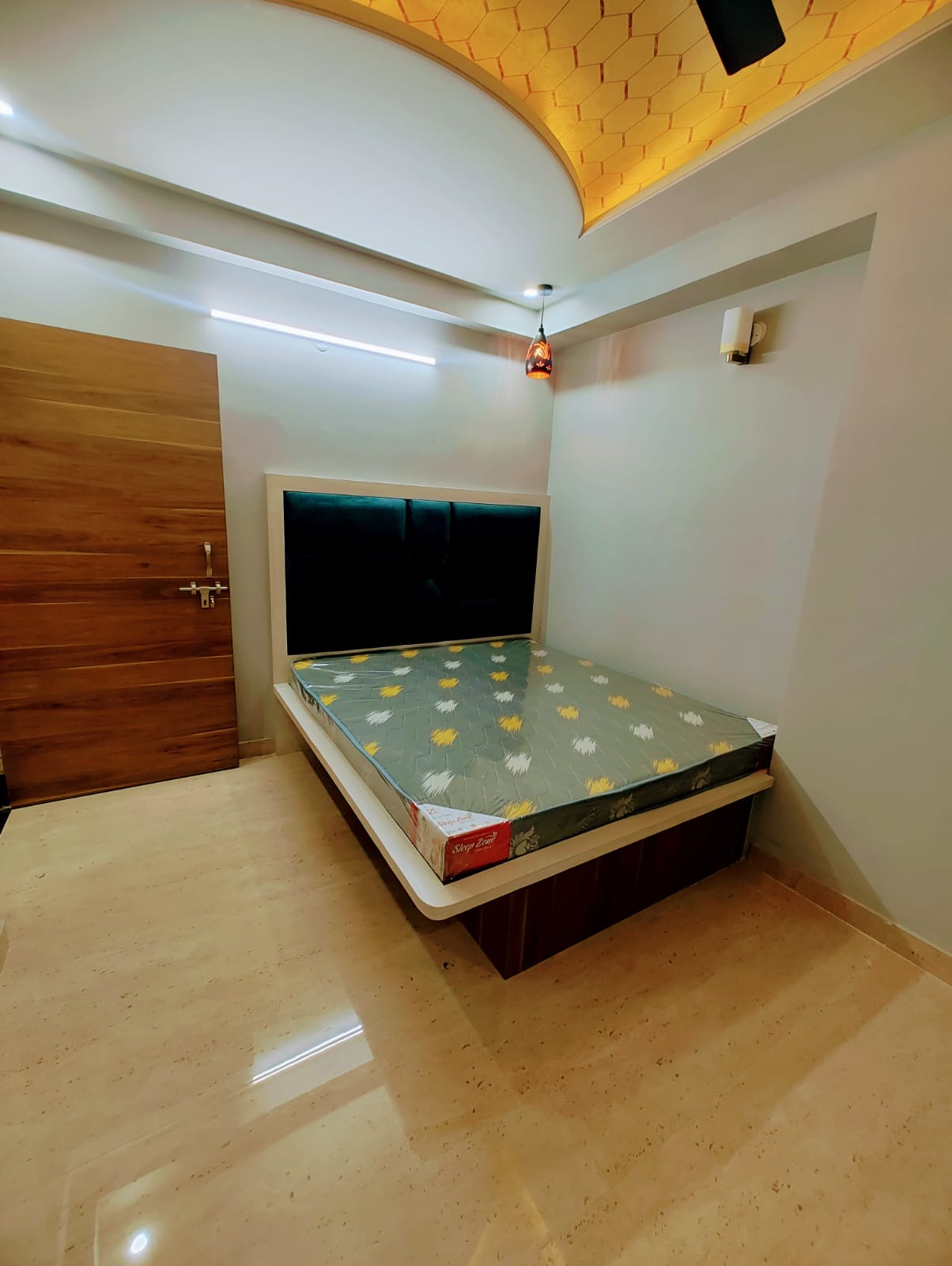 Resale 4 Bedroom 2000 Sq.Ft. Apartment in Vaishali Nagar Jaipur 7095562