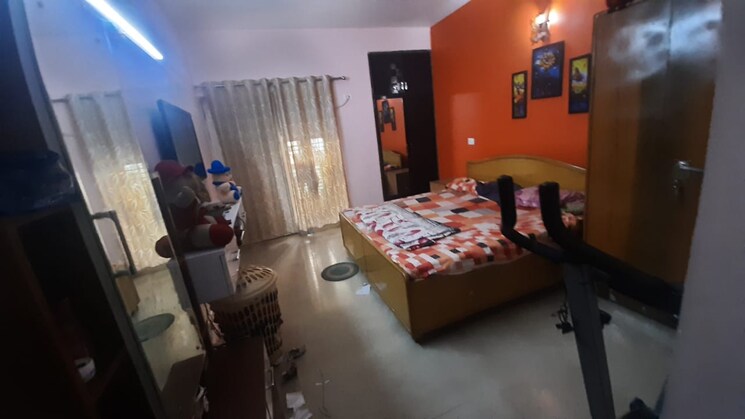 Master Bedroom, omaxe-designer-villas-mayfield-garden 3.5 Bedroom 1875 Sq.Ft. Builder Floor In Sector 51 Gurgaon 5921051