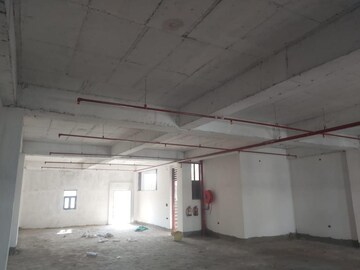 Team Area in  Warehouse at Sector 33 – for Rent