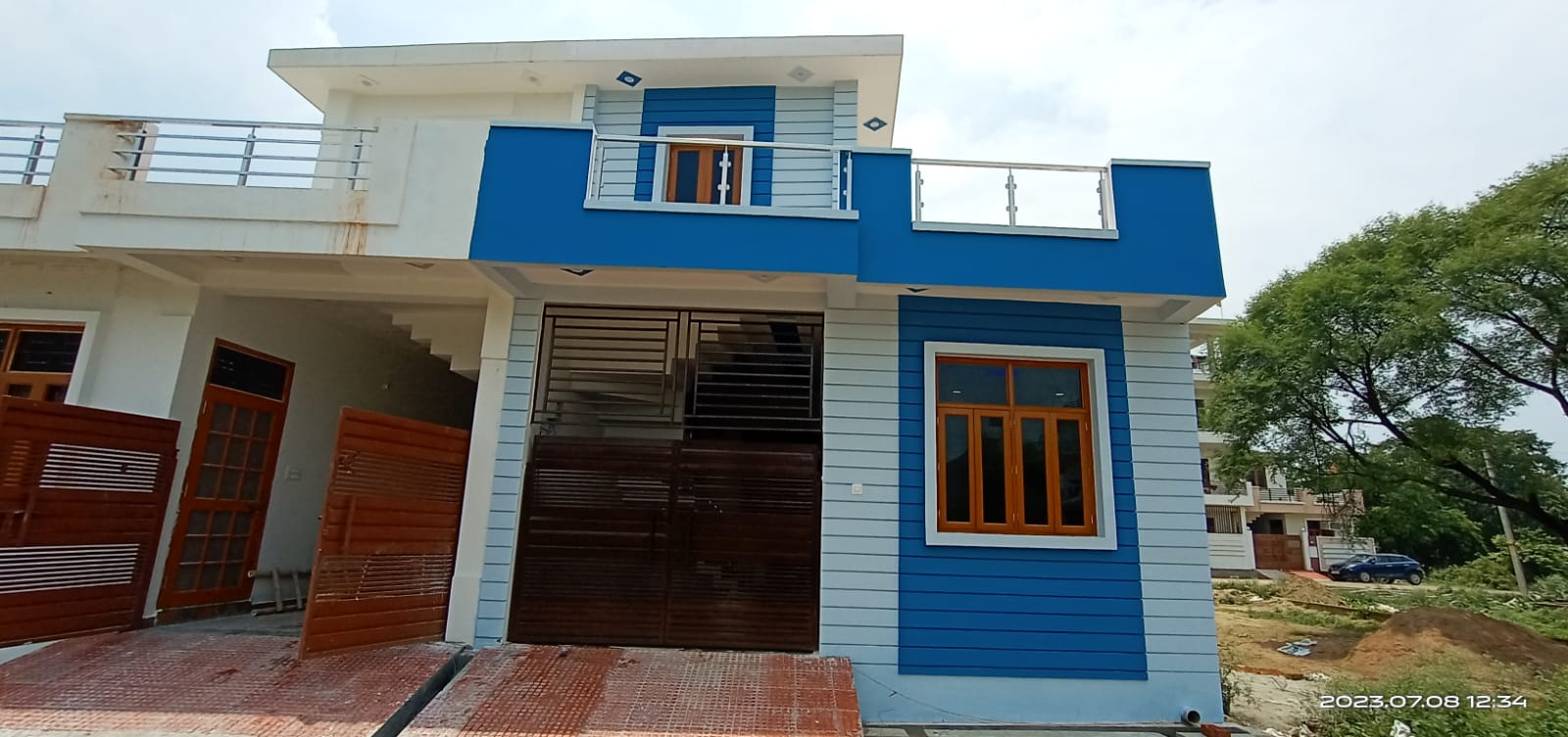 Resale 2 Bedroom 1154 Sq.Ft. Independent House in Jankipuram Extension