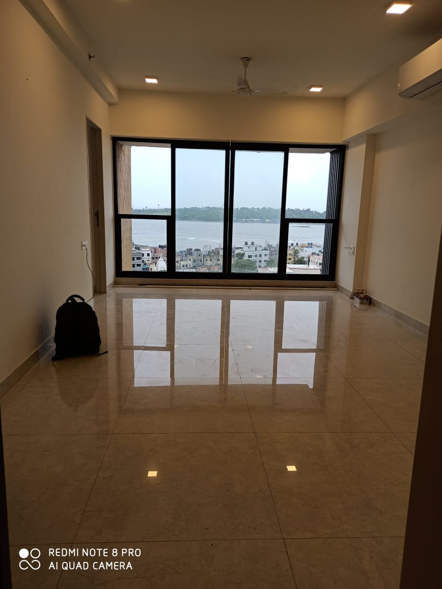 2 BHK 11000 Sq.Ft. Apartment in Kanakia Hollywood