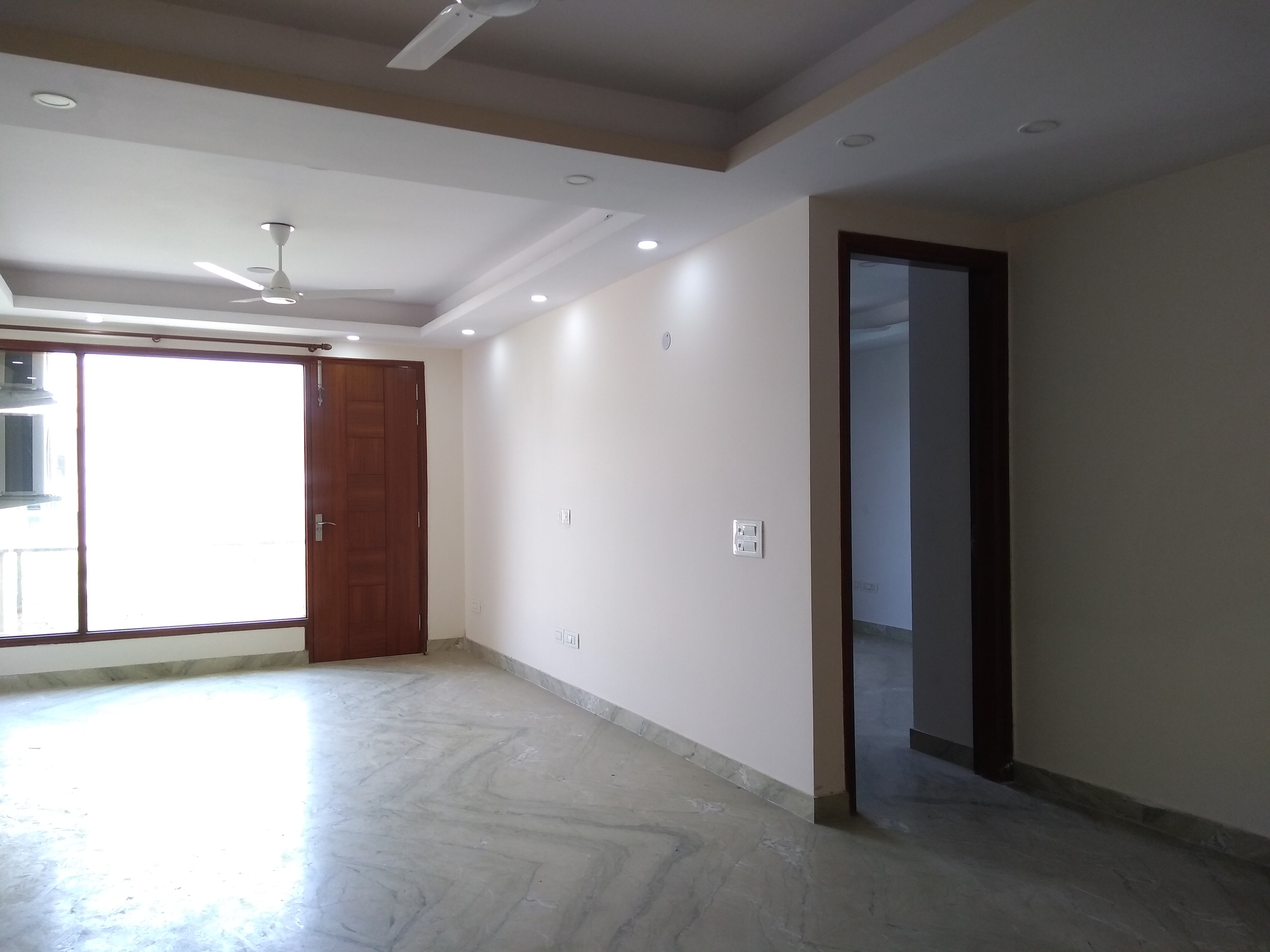 Rental 3 Bedroom 2000 Sq.Ft. Apartment in RWA Hauz Khas, Hauz Khas Delhi 5930978
