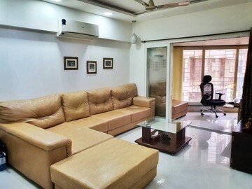 Living Room in 2 BHK Apartment at Andheri West – for Rent
