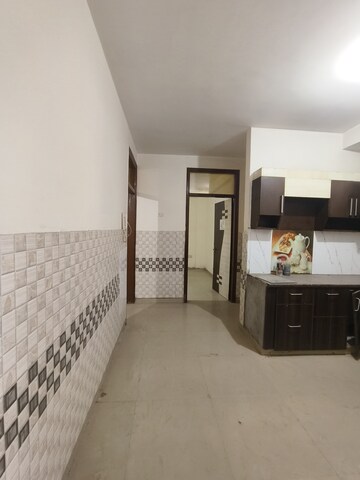 Master Bedroom in 3 BHK Builder Floor at Dwarka Mor – for Rent