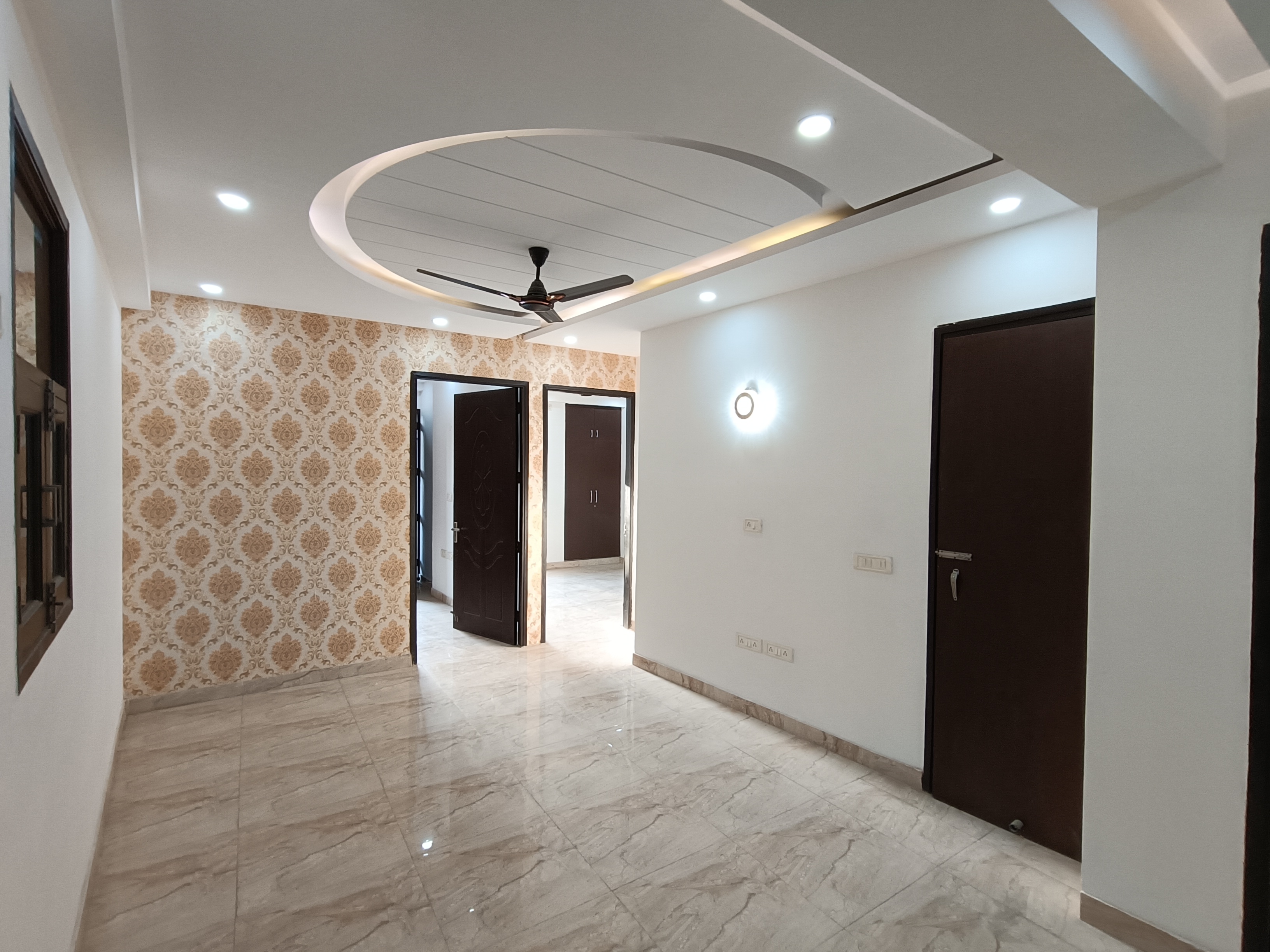 Resale 3 Bedroom 1500 Sq.Ft. Builder Floor in RWA Khirki Extension