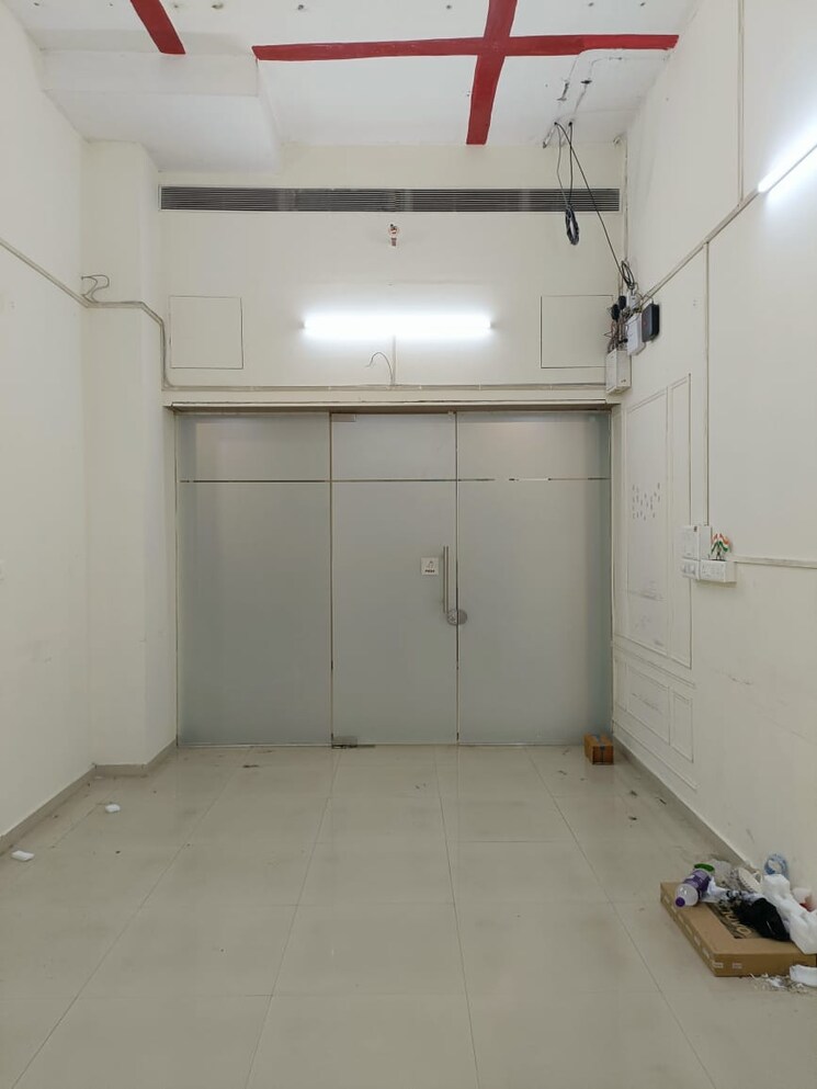 Bathroom, rustomjee-eaze-zone-mall Commercial Office Space 424 Sq.Ft. In Malad West Mumbai 5933703