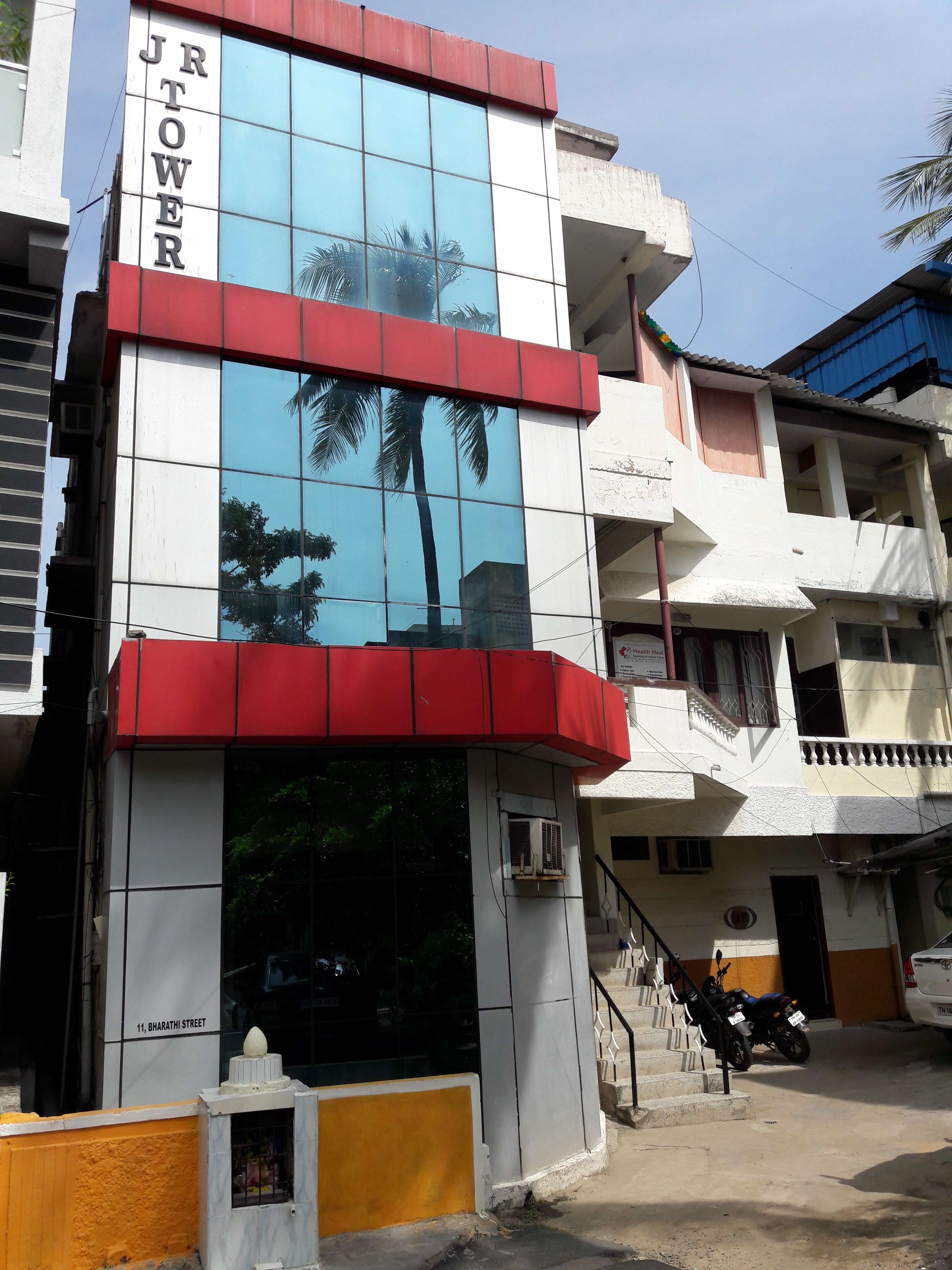 10+ Independent House near City Herrbal Hospital, West Mambalam Chennai