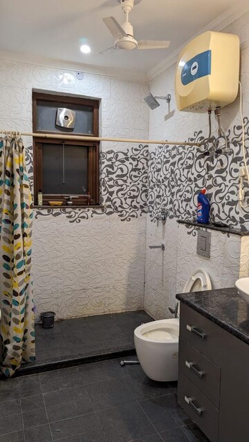 Attached Bathroom in 3 BHK Builder Floor at Ansal Sushant Lok I, Sector 43 – for Rent