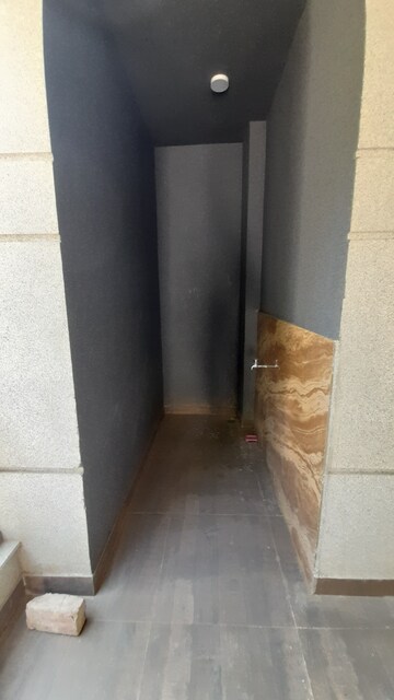 Furnished Amenities in 4 BHK Builder Floor at Ansal Sushant Lok I, Sector 43 – for Rent