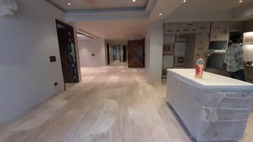 Room in 4 BHK Builder Floor at Ansal Sushant Lok I, Sector 43 – for Rent