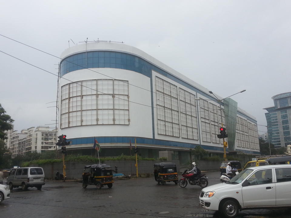 Office Space For Sale in Rustomjee Eaze Zone Mall