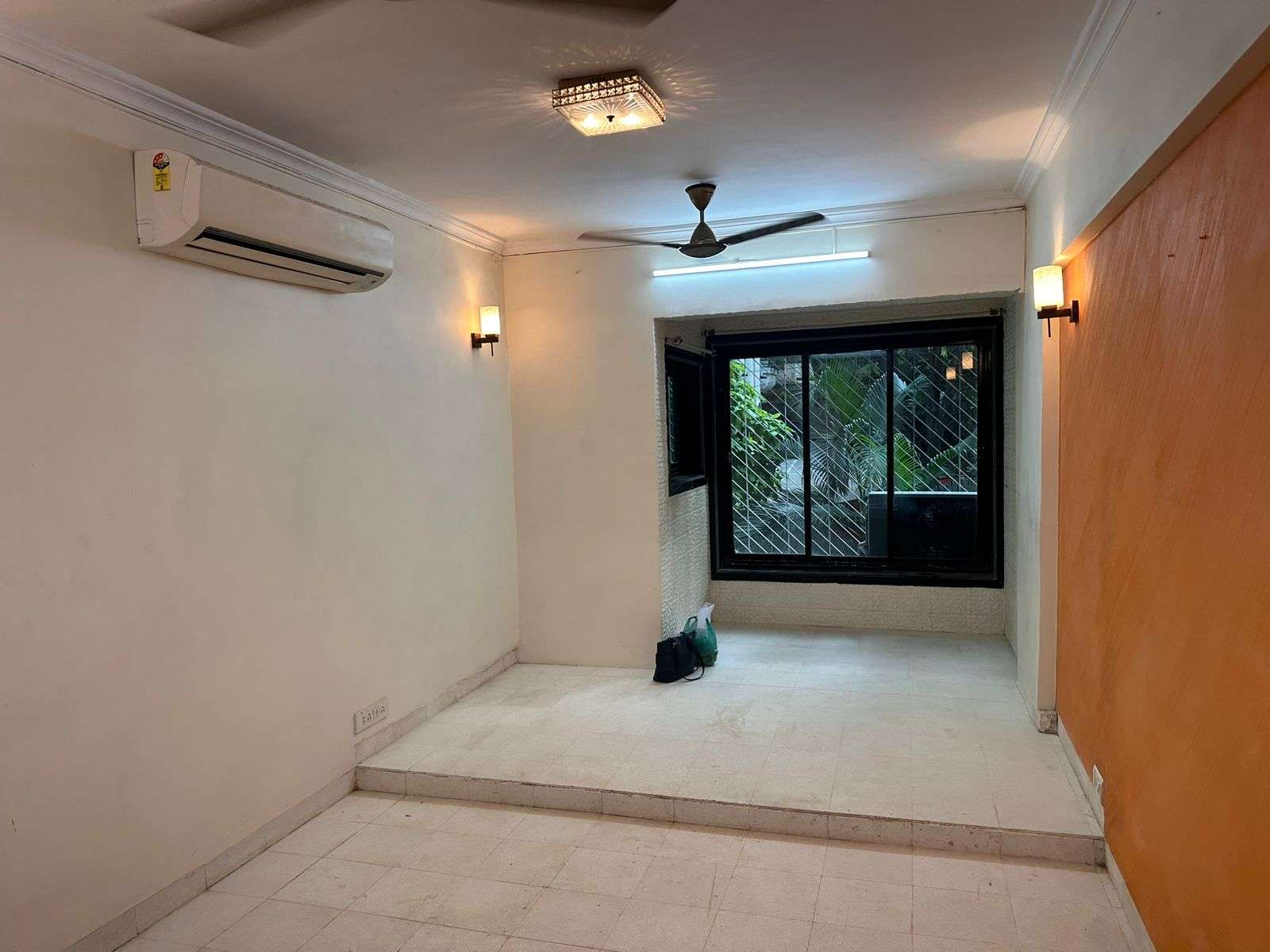 2 BHK Apartment For Rent in Cosmopolitan Apsara Apartment Pali Hill Mumbai 5938709
