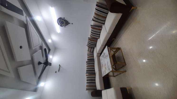 2 Bedroom 100 Sq.Yd. Builder Floor in Hari Nagar Delhi